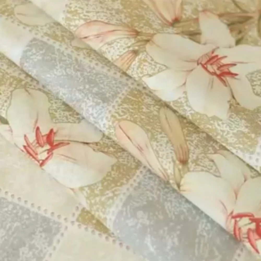 Neutral White Floral Shabby Chic Round Vinyl Tablecloth Cover Decor 60